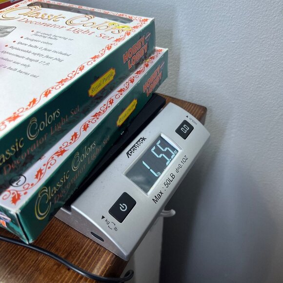 VTG Classic Colors Decorator Light Set NEW Royal PURPLE 17’ Hobby Lobby 2 Boxes - Picture 7 of 7